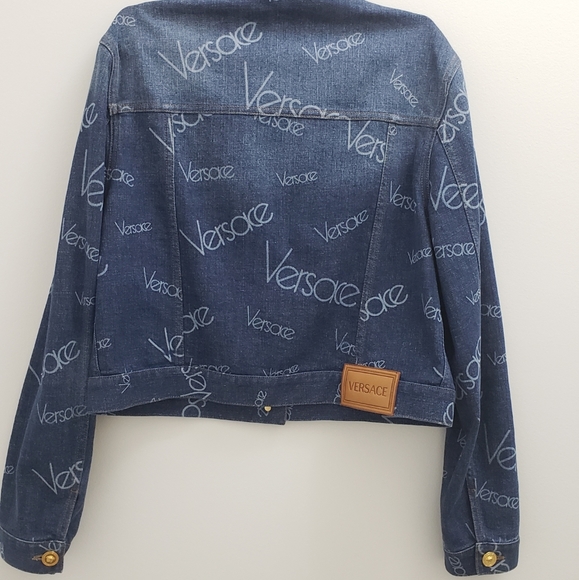 ***SOLD***100% Authentic Versace Logo Denim Jacket - Picture 3 of 13
